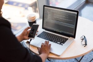 Lire la suite à propos de l’article Bien nommer les fichiers / dossiers pour ne pas tout bloquer